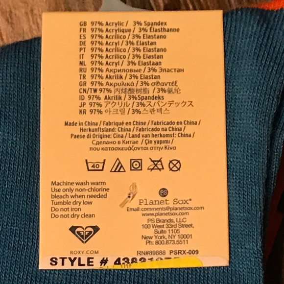 🏈 NWT Roxy Brand Florida Gator socks ready for the game! - Picture 5 of 5